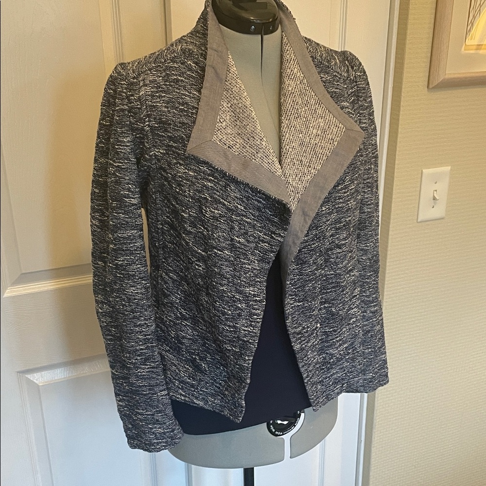 Vince Black and Cream Knit Blazer (M)